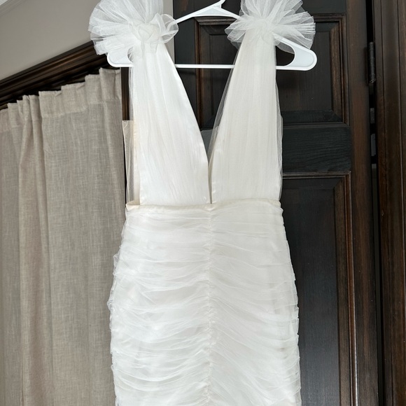 Harlie Dress in Ivory
SAU LEE - revolve - bridal, bachelorette, wedding - Picture 16 of 16